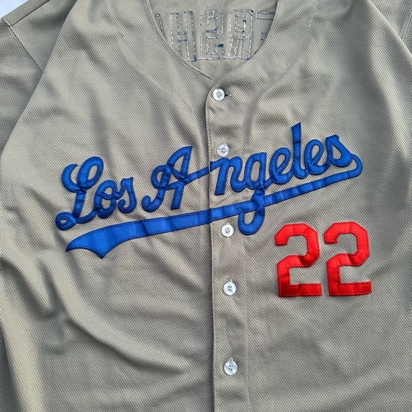 Clayton Kershaw Dodgers 50th Anniversary Grey Road Jersey Size 54 (XXL) - Picture 2 of 13